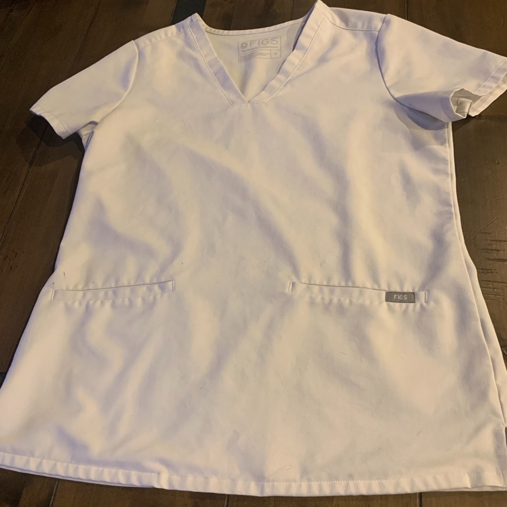 2 Figs Casma 3 Pocket Scrub Tops White RARE